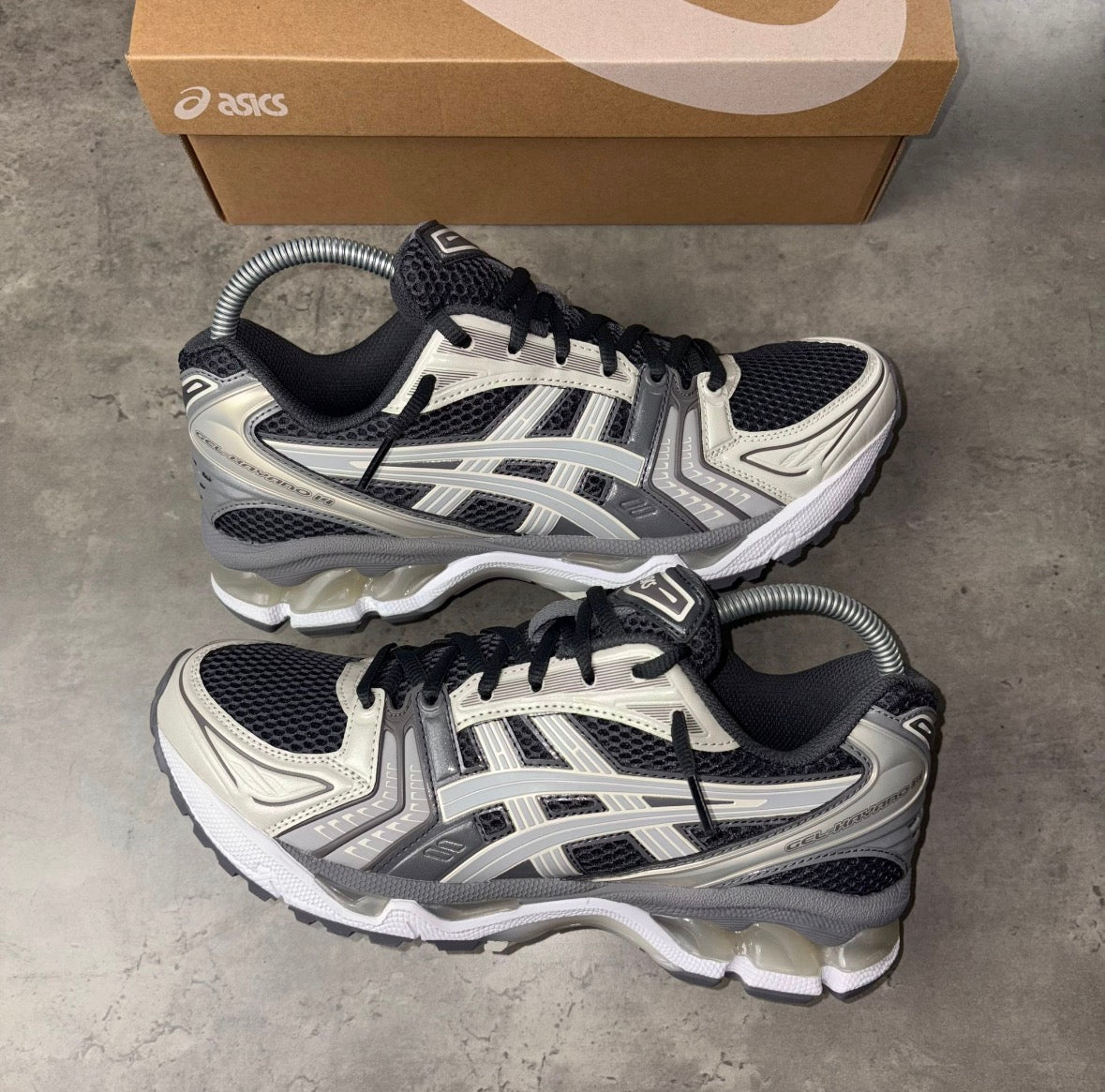 ASICS GEL KAYANO