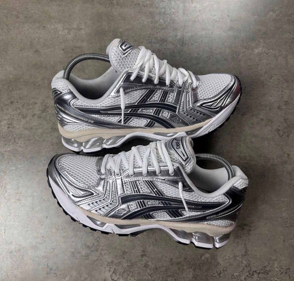 ASICS GEL KAYANO