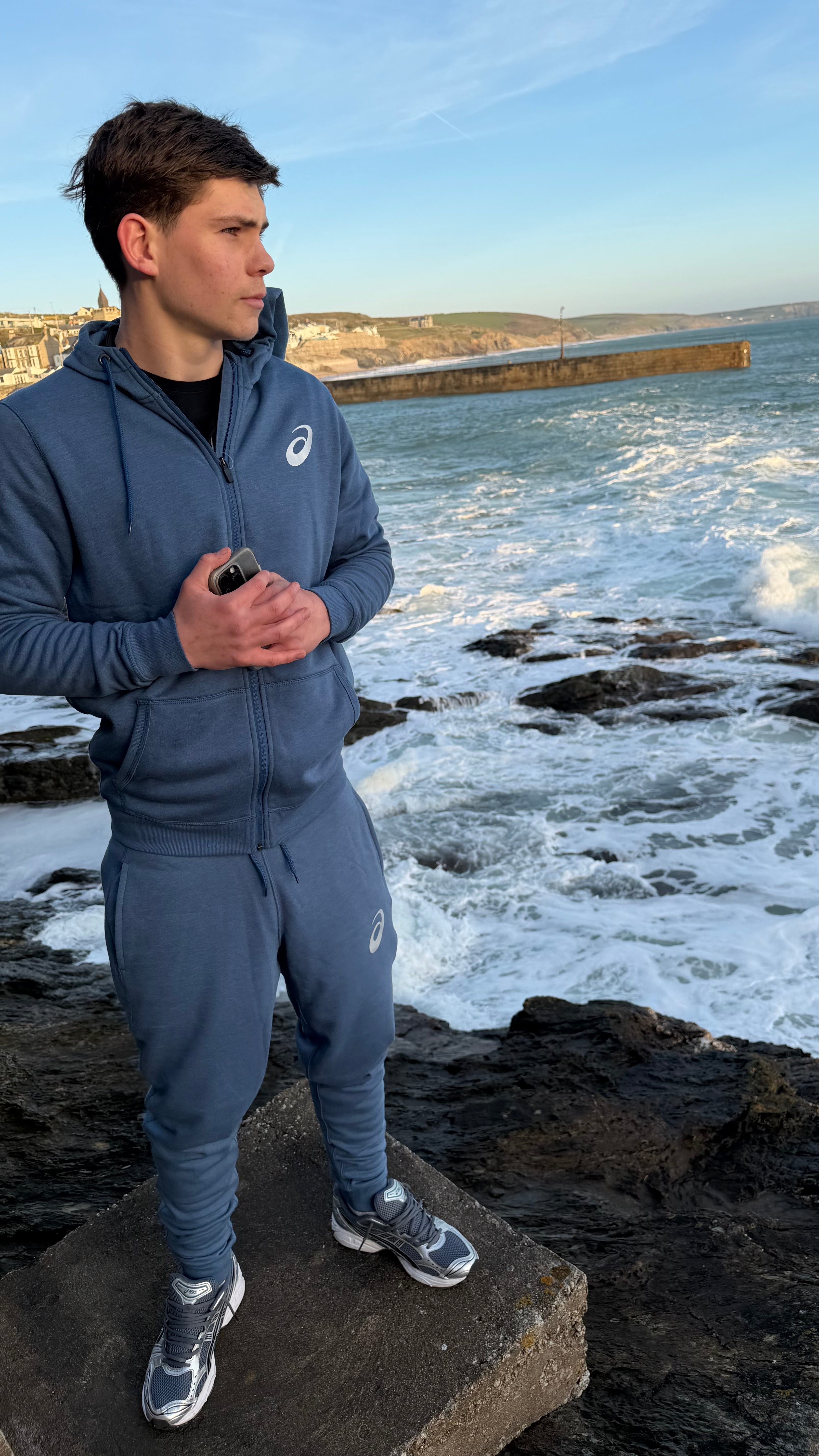 ASICS WOVEN TRACKSUIT
