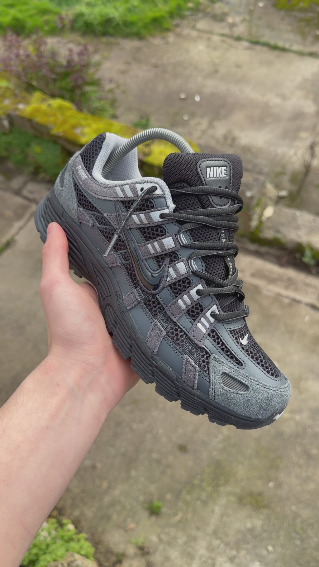 NIKE P6000